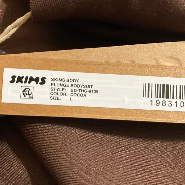 SKIMS Body Unlined Plunge Bodysuit L - Image 6