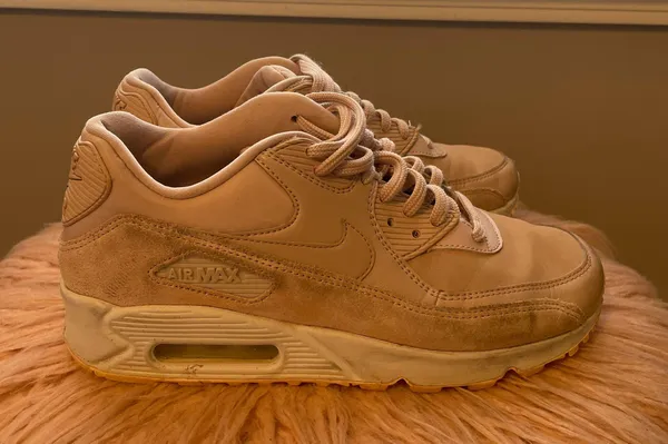 Nike Rose Gold Air Max 90 - Image 3