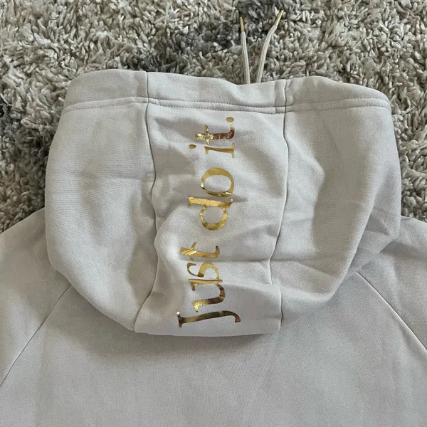 EUC NIKE Sportswear Icon Clash Fleece Hoodie - Image 11