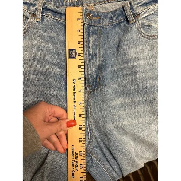 American Eagle Outfitters Mom Jeans High‎ Rise "blown out blue" Wash Size 16 - Image 7
