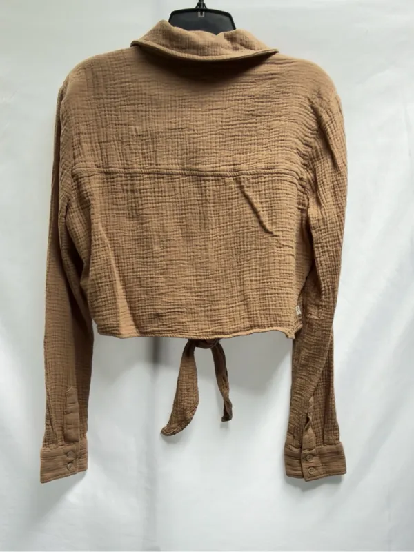Kimes Ranch TORREAN TIE UP Cropped Button top Size Small - Image 10