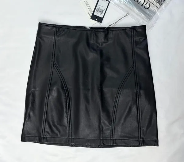 NWT GUESS Zue Pu Leather Mini Skirt - Black - S - Image 4