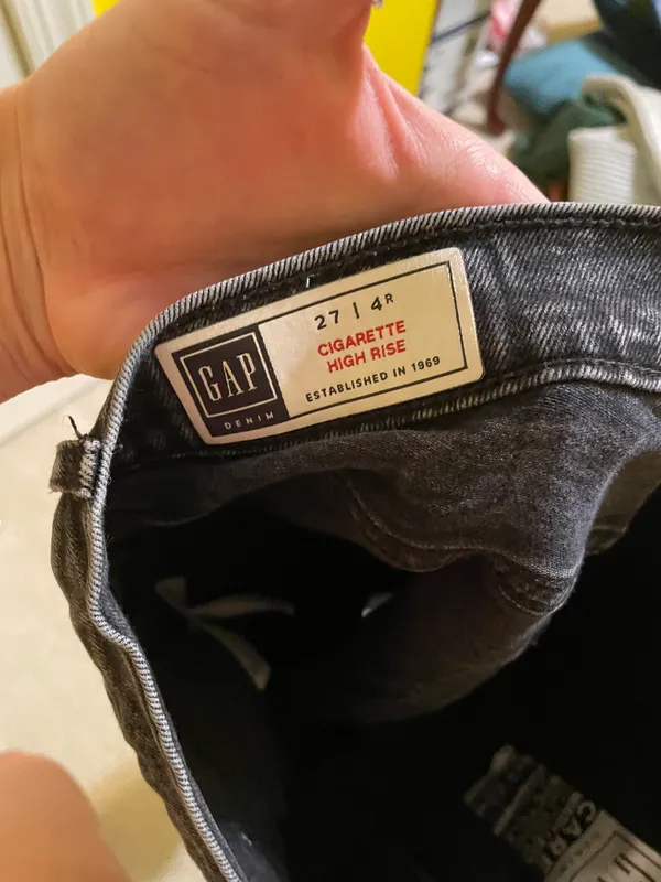 Gap Cigarette High Rise Black Jeans - Image 6