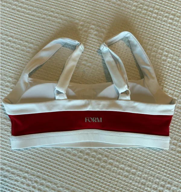 Shop Form Sports Bra Red Size M - Image 2