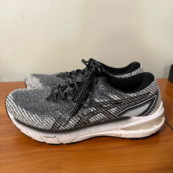 Asics Women's GT-2000 13 Running Shoe Black White Knit Flyte‎ Foam Trainer W10 - Image 2