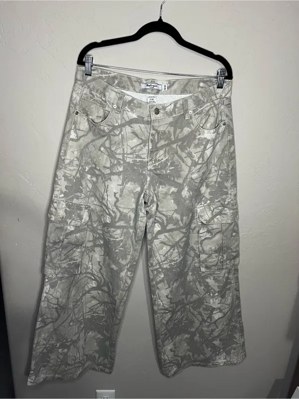 Refrain Los Angeles Super Wide Leg Gray Camo Cargo Streetwear Denim Jeans - Image 2