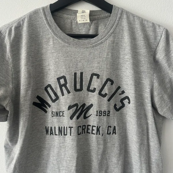 Gildan Morucci’s Walnut Creek CA Grey T-Shirt Size Medium - Image 2