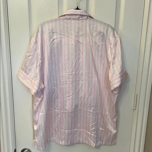 VICTORIA'S SECRET Signature Satin Short Pajama Set - Image 6