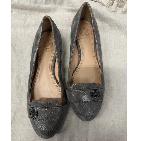 Tory Burch LEILA Quilted‎ Metallic Shimmer Loafers Metallic Pewter Size 7 - Image 2
