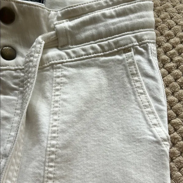 Abercrombie & Fitch Cream Ultra-High Rise Jeans - Image 8