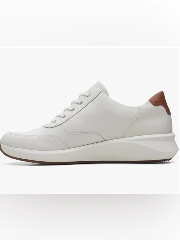 Clarks Women's White Leather Sneakers with Gold Zip and Brown Accents Size 8.5 - Image 6