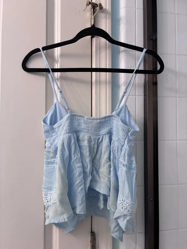 No Boundaries Light Blue Hanky Hem Cami with Lace, Women's - Image 5