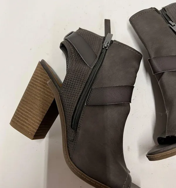 Dolce Vita Teisha Grey Buckle Block Heel Booties - Image 3