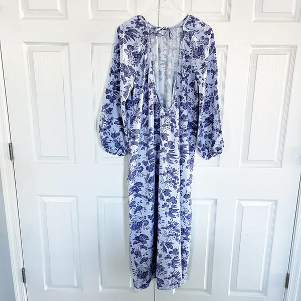 Hill House The Simone Crepe Dress in Lilac Tonal Floral Open Back Dress - Image 9