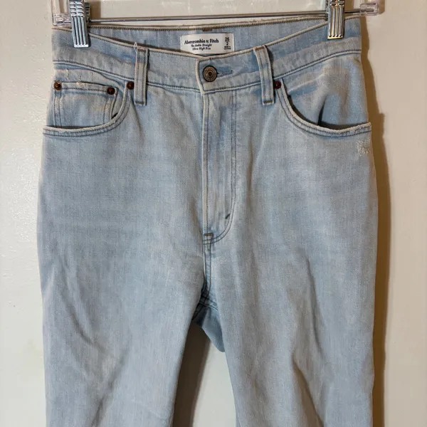 Abercrombie & Fitch Curve Love‎ Ultra High Rise Ankle Straight Jeans Size 26 - Image 2