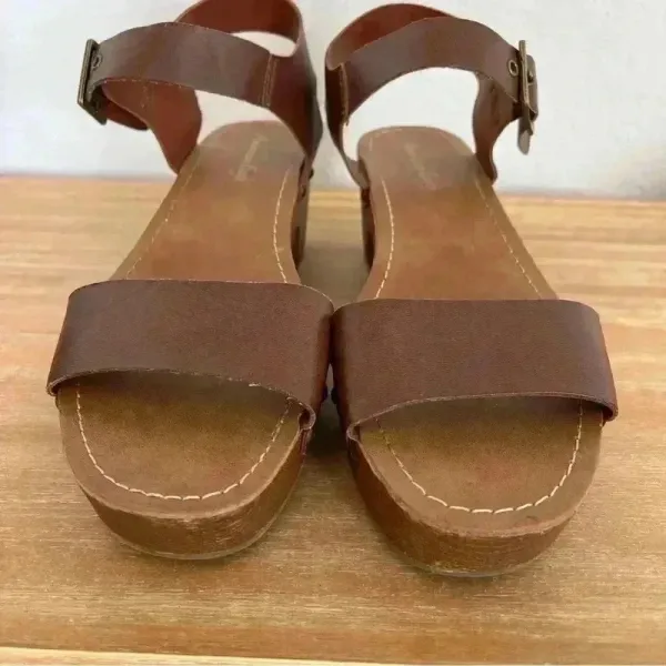 American Eagle 9.5 Women Brown Faux Wood Ankle Strap Clog Heel‎ Platform Sandals - Image 9