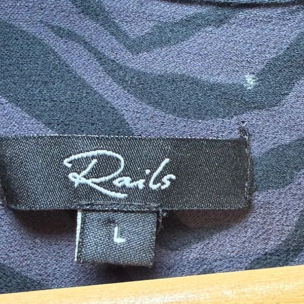 Rails Callan Charcoal Tiger Striped Belted Jumpsuit Wide Leg‎ Cropped Chic L - Image 3
