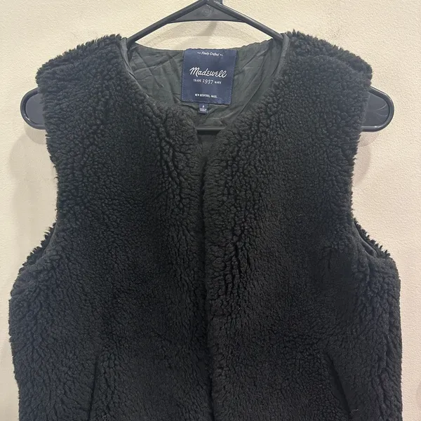 Madewell Black Faux Shearling Sherpa Vest Small Apres Ski Boho Cozycore Hygge‎ - Image 4