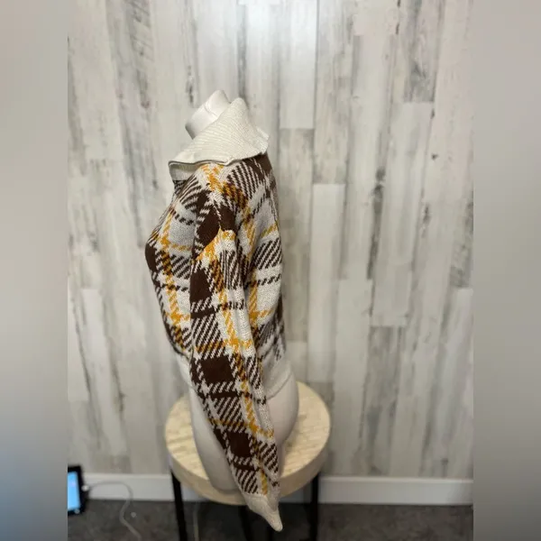 Almost Famous Brown sweater - Image 2