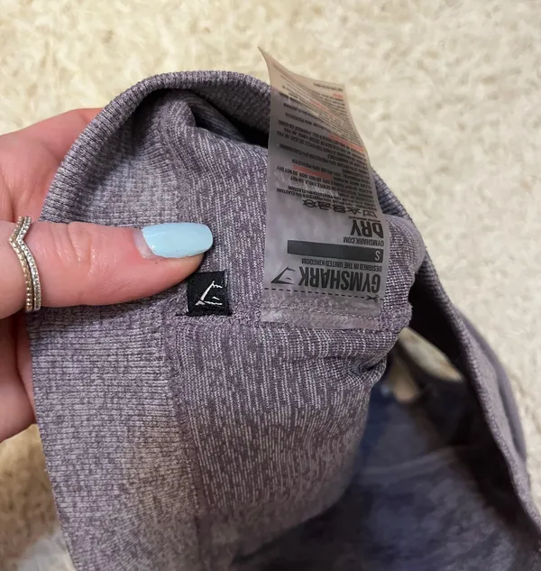 Gymshark Cross Over Camo Sport Bra Size Small - Image 3