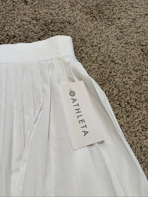 Athleta Match Point Pleated Skort size large NWT - Image 2