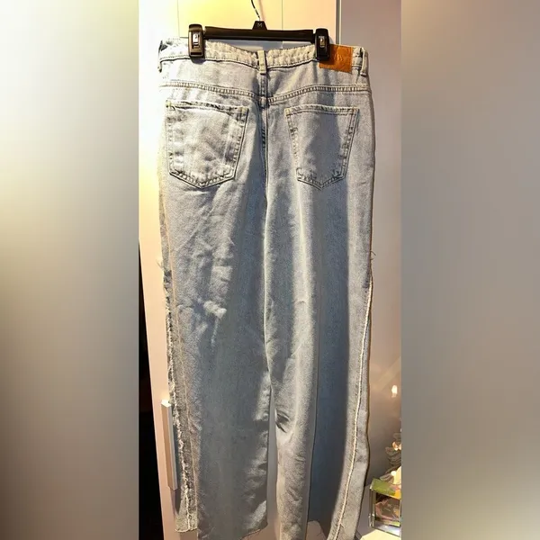 NWT ZARA high waist wide legs distressed seams 💙 - Image 8