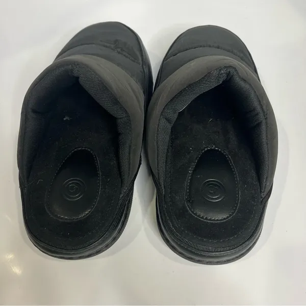 Urban outfitters Lily puffer slip on shoes slippers black womens size 7‎ trendy - Image 6