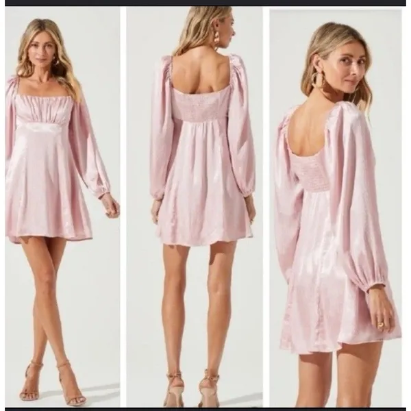 astr the label dress small Mini Size S Long Sleeve - Image 2