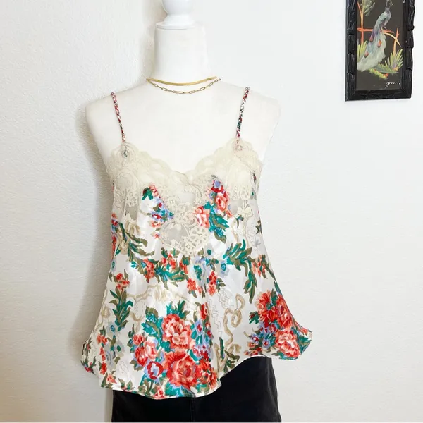 Vintage Victoria's Secret floral lace satin cami M/L - Image 2