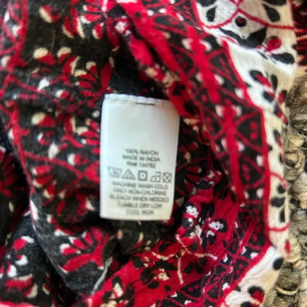 Hint of Blush Crop Top SZ LG Bare Shoulders 3/4 Bell Sleeve Black Red Boho Chic - Image 8