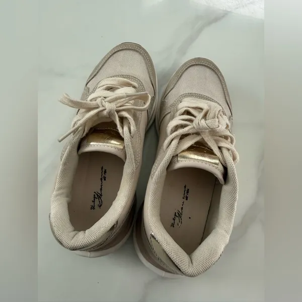 Vintage havana nud Glitter star tang run women’s sneakers - Image 5