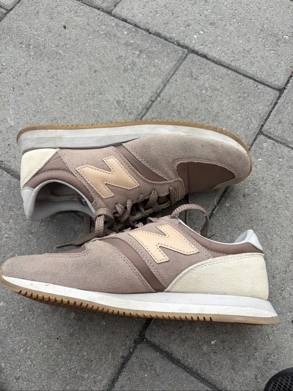 New balance 420 sneakers size 8.5 taupe brown - Image 3
