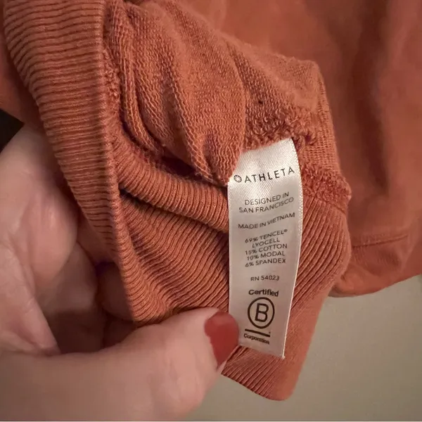ATHLETA Nirvana Cropped‎ Turtleneck - Image 6