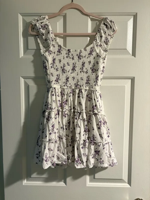Hollister Romper Floral - Image 2