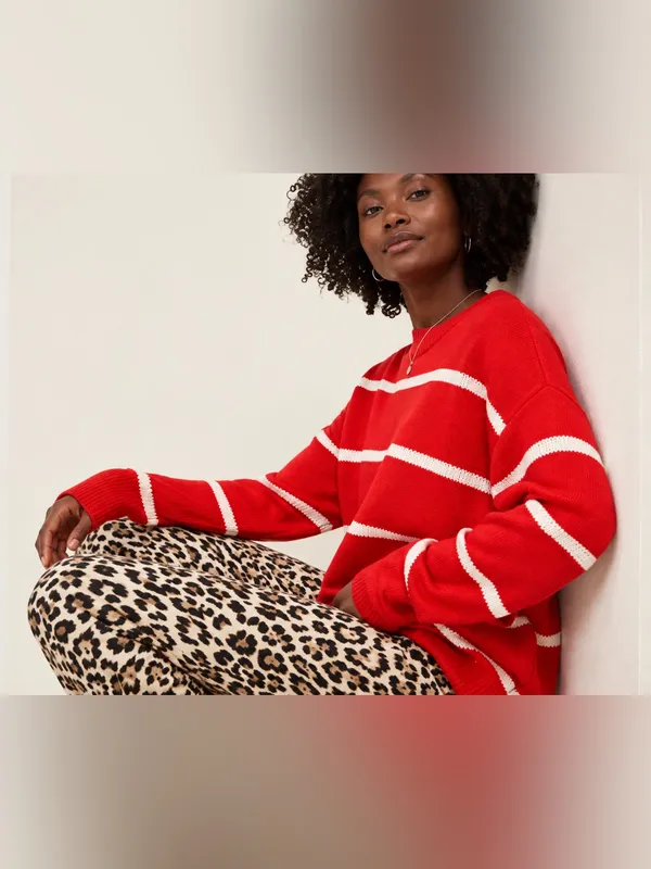 NWOT Aerie Red White Striped Oversized Crewneck Sweater M - Image 2