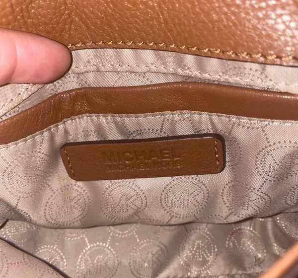 Michael Kors Crossbody - Image 6