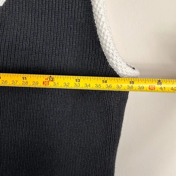 Abercrombie & Fitch Mara Button-Up Sweater Vest Black White Contrast Trim Med. - Image 7