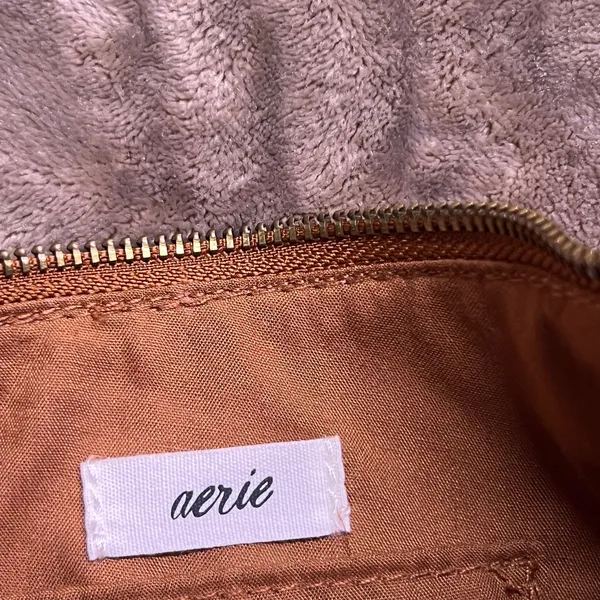 Aerie Tan Suede Heart-Studded Shoulder Bag - Image 3