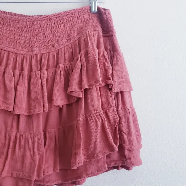 Hollister Ultra High Rise Tier Ruffle Skort - Image 3