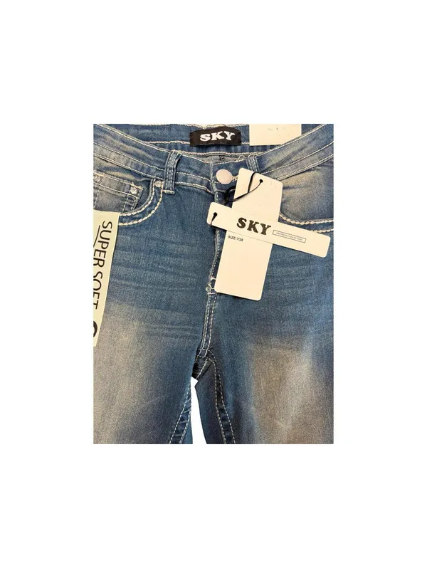 SKY Premium Collection Women’s Bootcut Jeans Size 7/28 Embellished Pockets NWT - Image 4