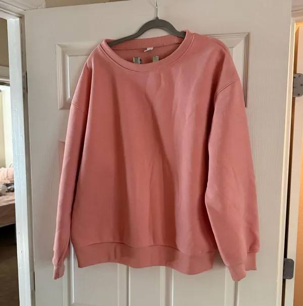 Amazon Matching Set Two-Piece - Image 4