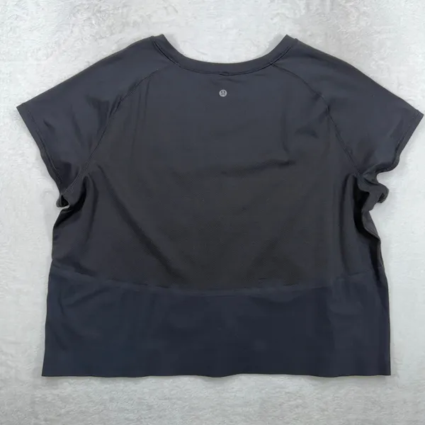 Lululemon 14 Final Lap Short Sleeve Mesh Panel Relaxed Fit Black Activewear Top - Image 10