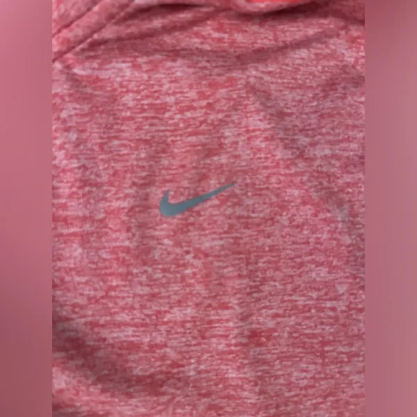 Under Armour Half Zip Top. Size medium. - Image 3