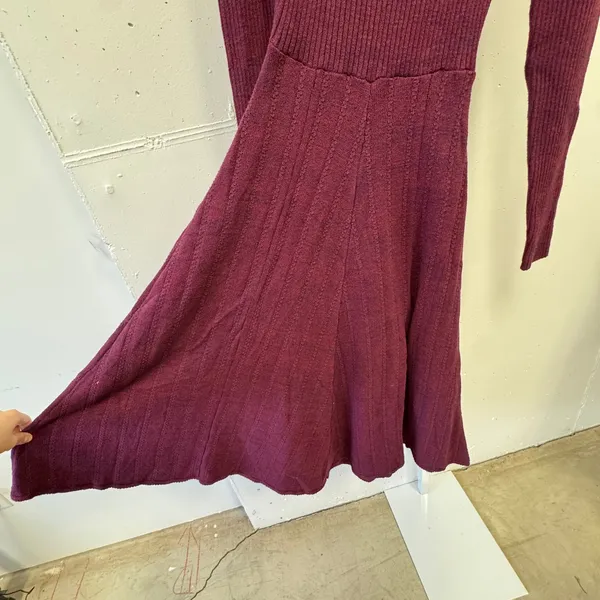 Pamela‎ Love Midi Sweater Dress Women Medium Maroon Long Sleeve A-Line Knit - Image 6