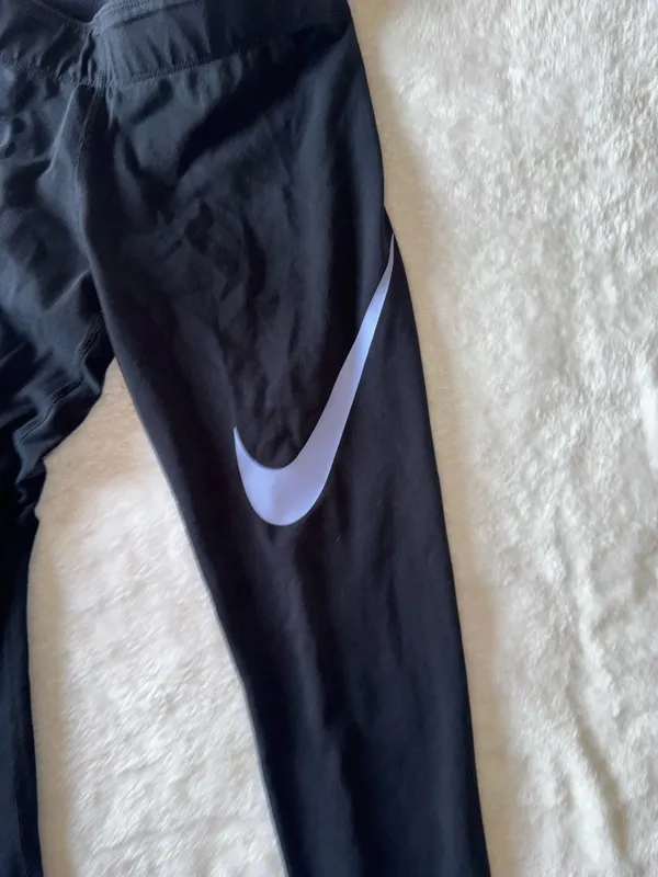 Nike Leggings - Image 3