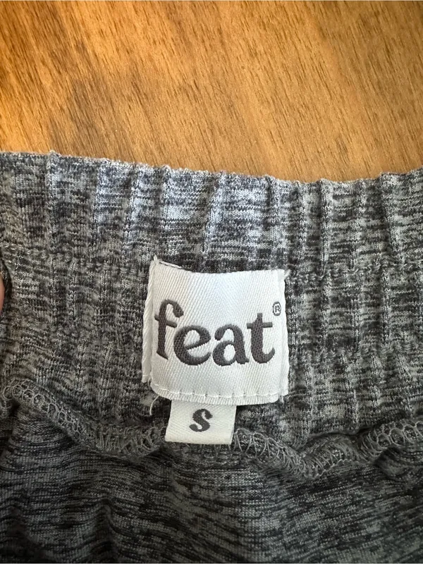 Feat Clothing Roam Jogger Heather Gray Womens Small - Image 4