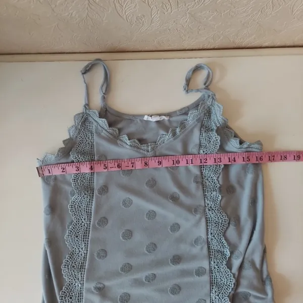 Mine sage green tank top polka dot & lace Sz small - Image 5