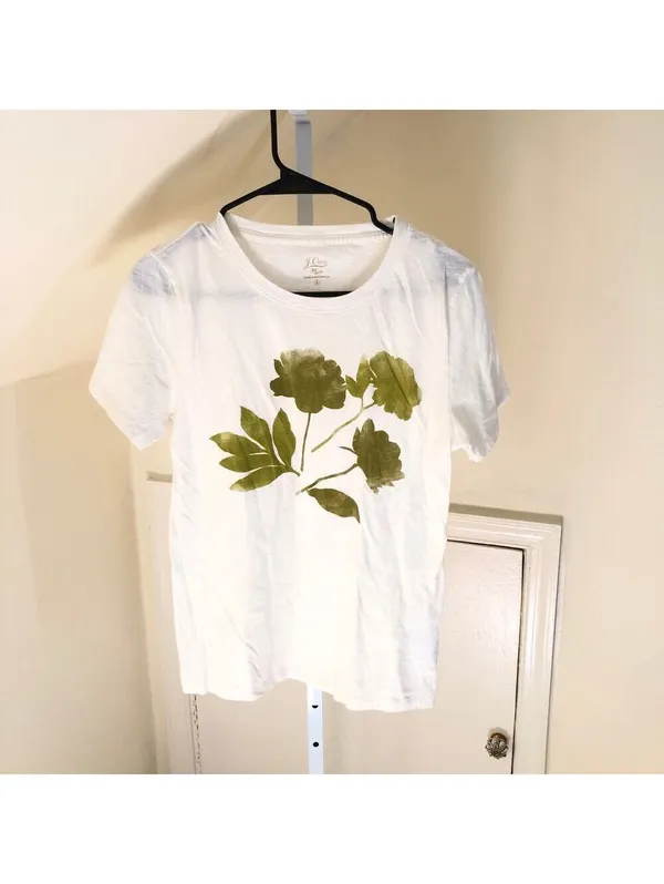 J.Crew EUC Women's Vintage Cotton Crewneck T-shirt w/Tonal Flowers Size S - Image 2