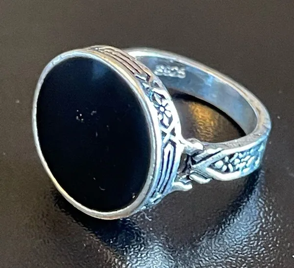 Round black obsidian S925 silver woman ring size 6.5 - Image 3