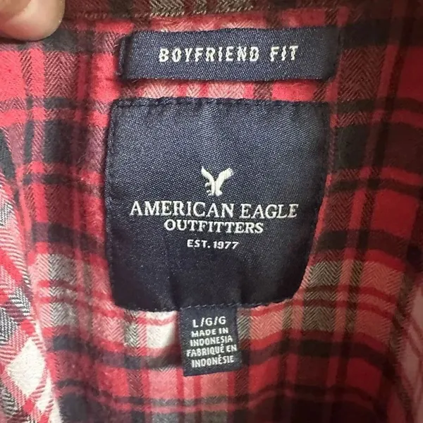 American Eagle red plaid button down Boyfriend shirt - Image 3